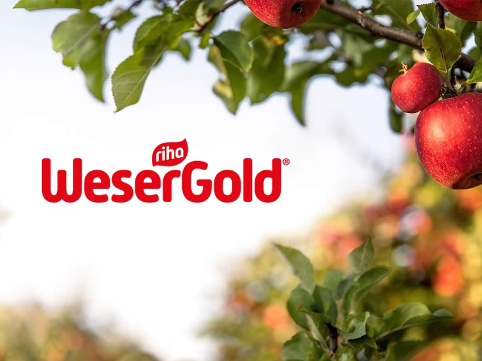 riha WeserGold Logo auf einem Apfelbild
